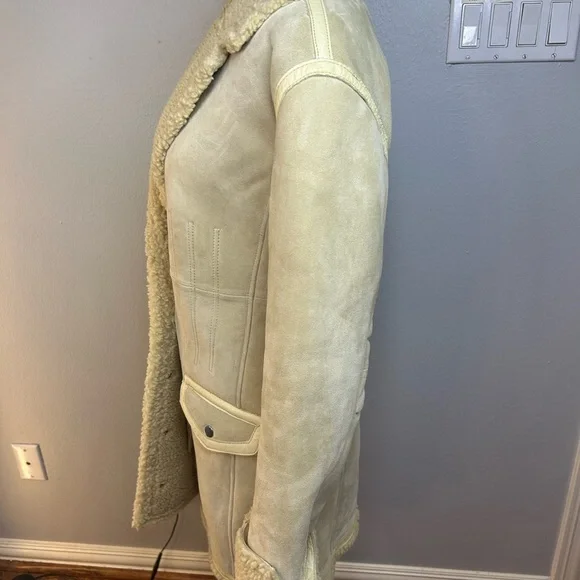H&M Studio Authentic Suede 100% Lambswool Shearling Coat Size 6 Tan MSRP $499 - Picture 5 of 13